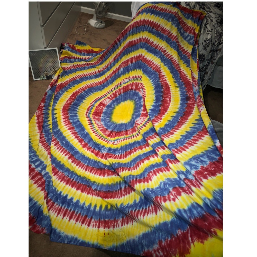 Tapestry tie dye